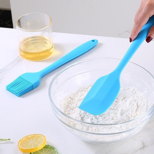 Custom logo silicone spatula and brush set