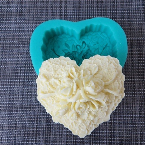 Custom silicone heart shape 3D rose flower soap mold