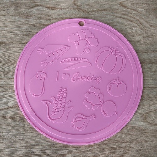 Heat resistant silicone pot mat