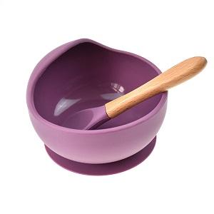 Non-spill silicone suction bowl with spoon set