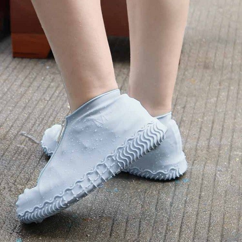 Portative silicone waterproof shoe cover with zipper
