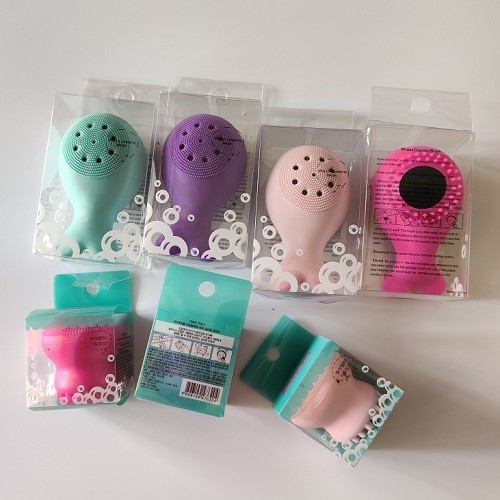 Octopus whale silicone sponge face cleaning brush