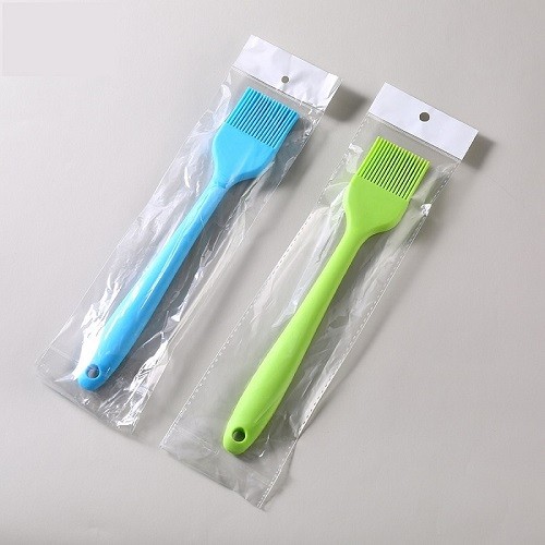 Silicone oil brush 